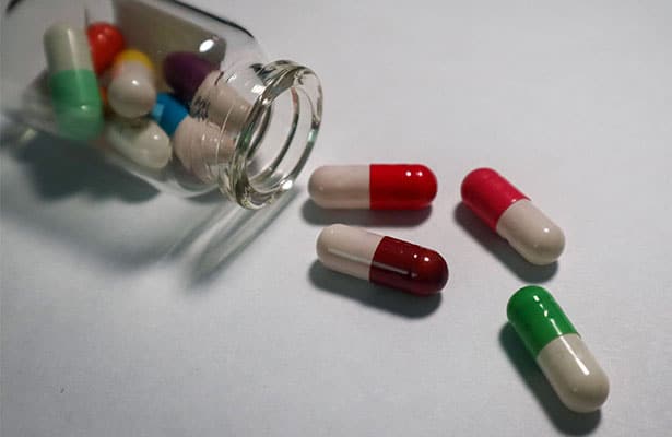 photo of capsules depicting vyvanse drugs